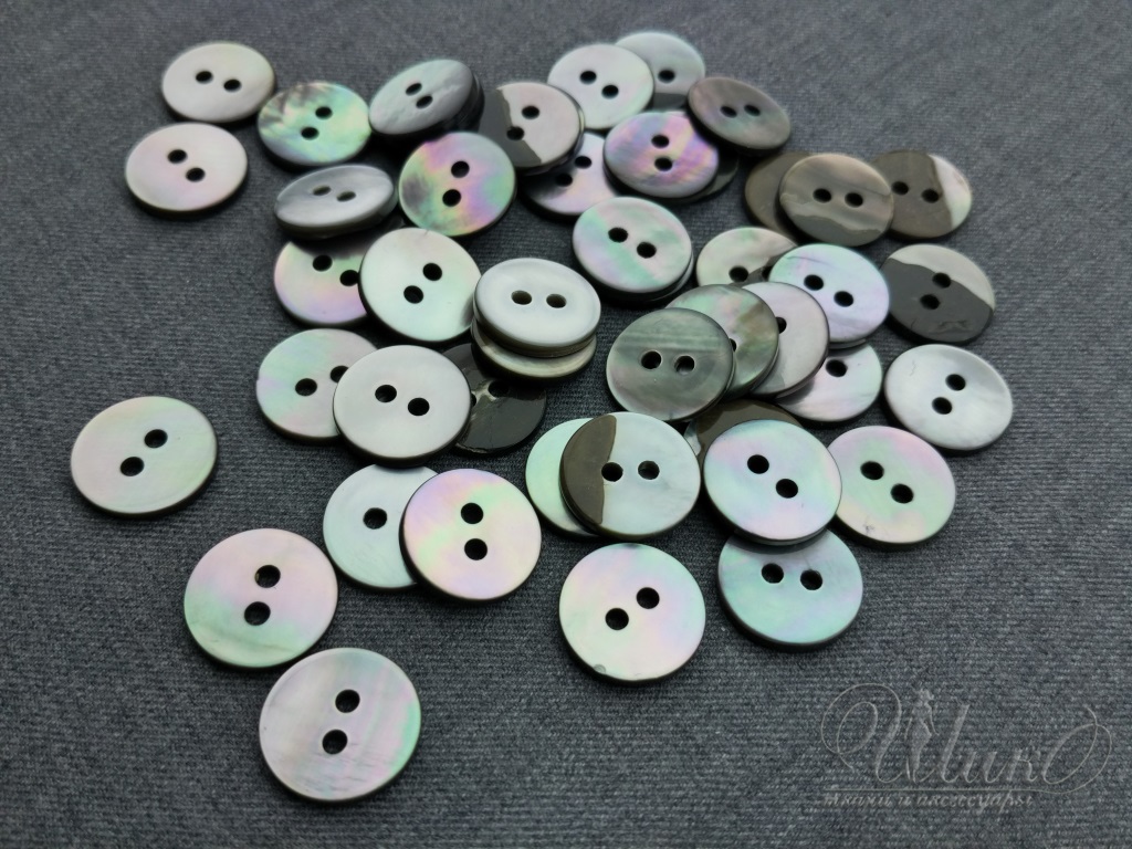 3915 Пуговица 2